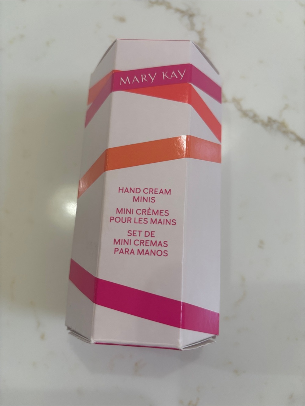 Mary Kay Hand Cream Mini Set - 1 oz Pink  Freesia- Peach Gardenia- Citrus Field